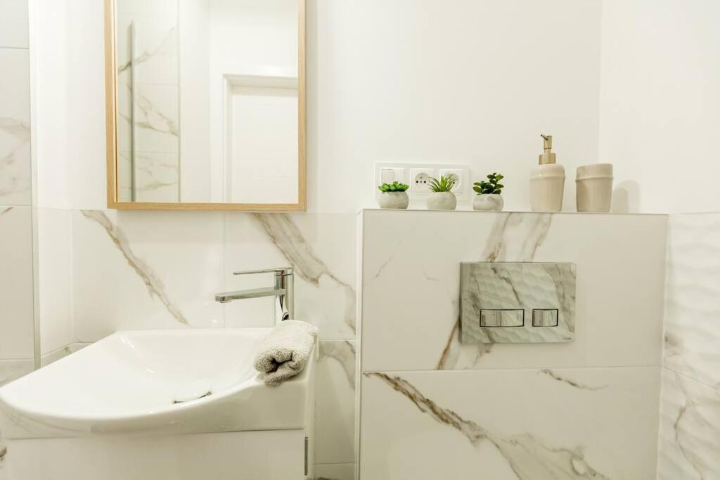 Stylish&Modern Studio In The Heart Of Warsaw!New! מראה חיצוני תמונה